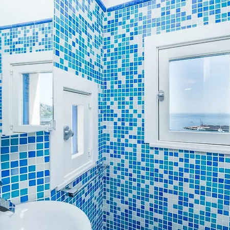 Picasso Apartment